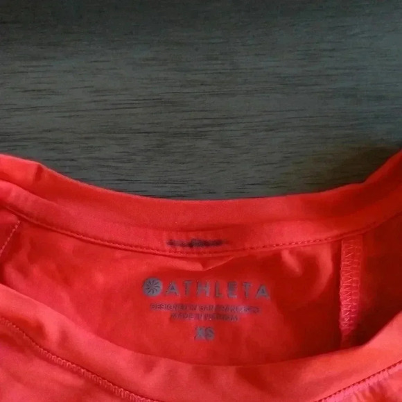 Athleta NWOT Long Sleeve Slit Back - Picture 3 of 4